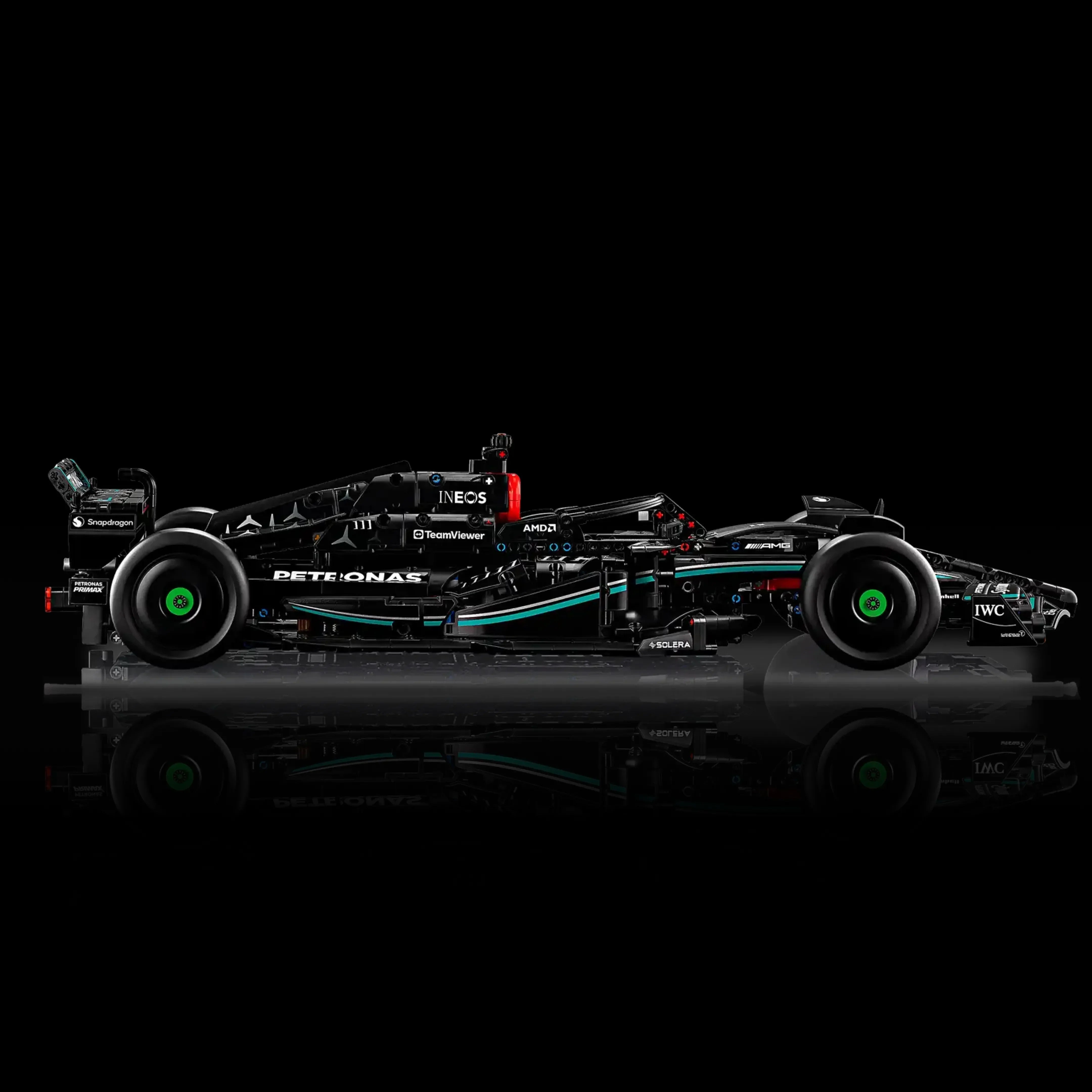 AMG F1 W14 (1,642 Pieces)