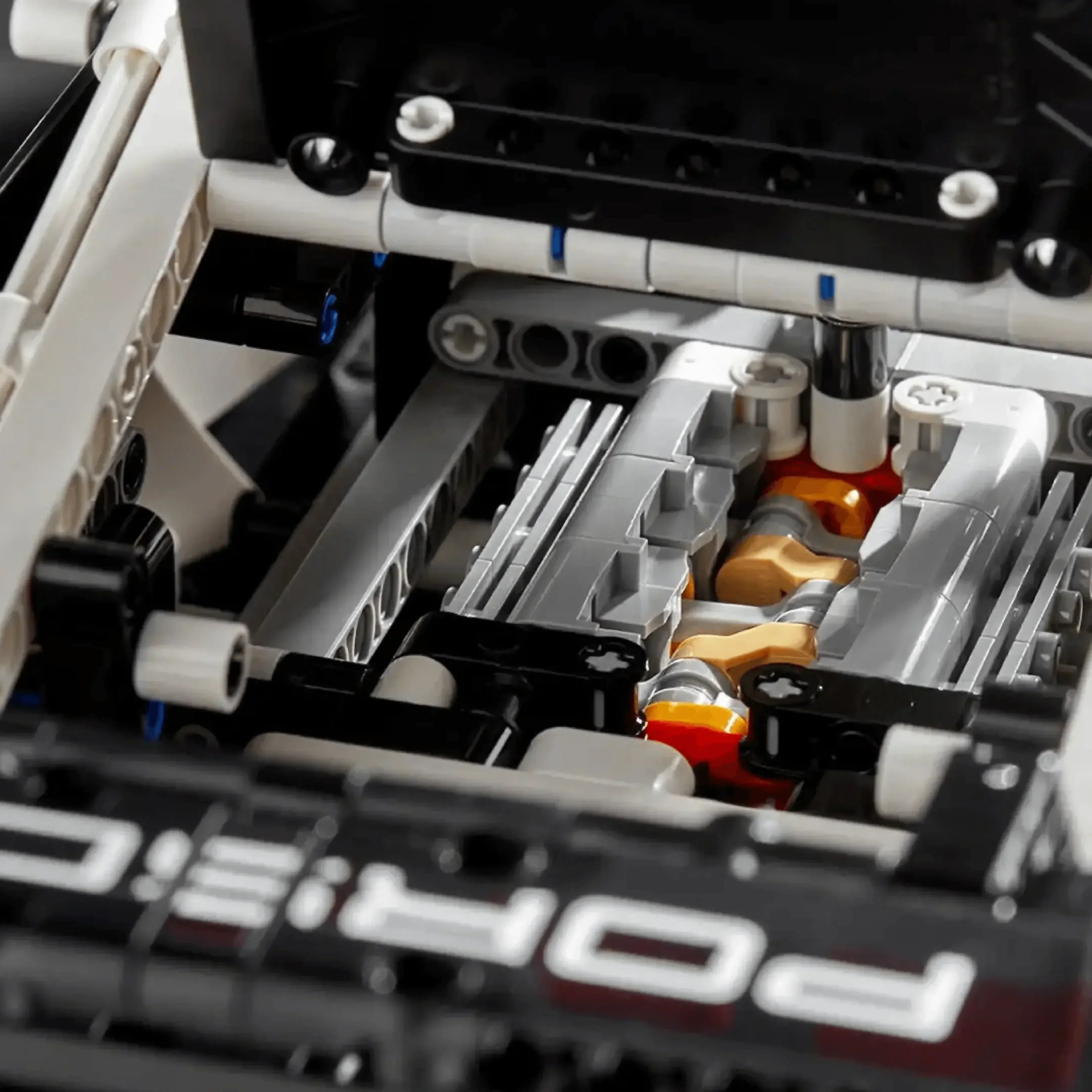 911 RSR (1,580 Pieces)